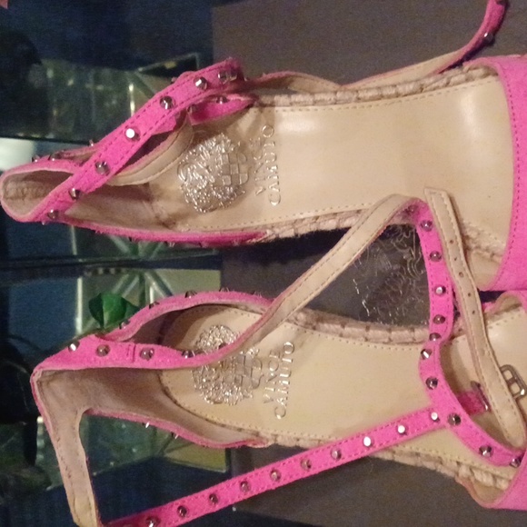 Vince Camuto Shoes - Picture 2 of 6